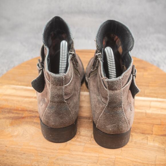 Born Women's Trinculo Boot Sz 6.5 Block Heel Distress Brown Leather Boho Bootie - Picture 4 of 7